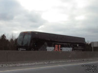 La Quebecoise 2010 - Totalement Sports - C�gep Andr�-Laurendeau - 2000 Prevost H3-45
